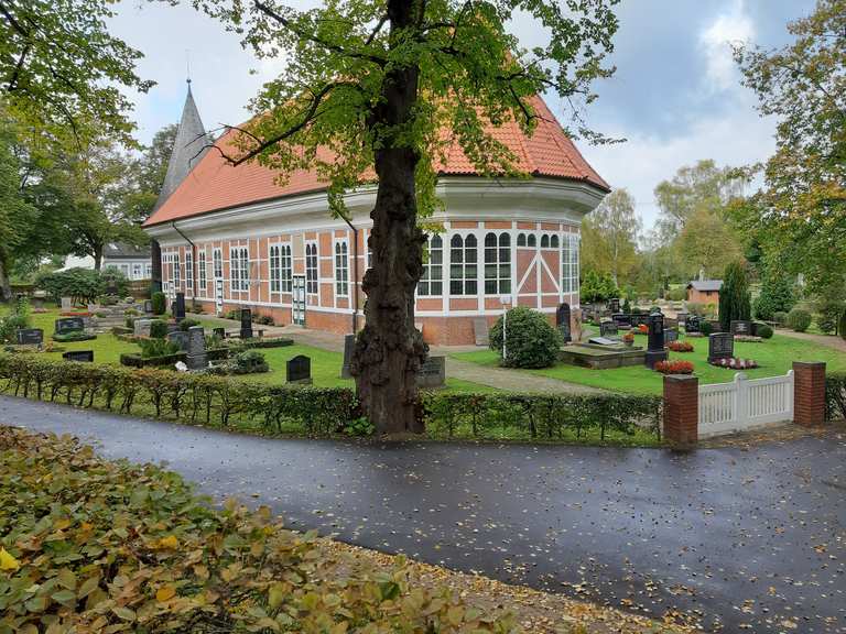 HamburgAllermöhe Die Dreieinigkeitskirche Wanderungen und Rundwege