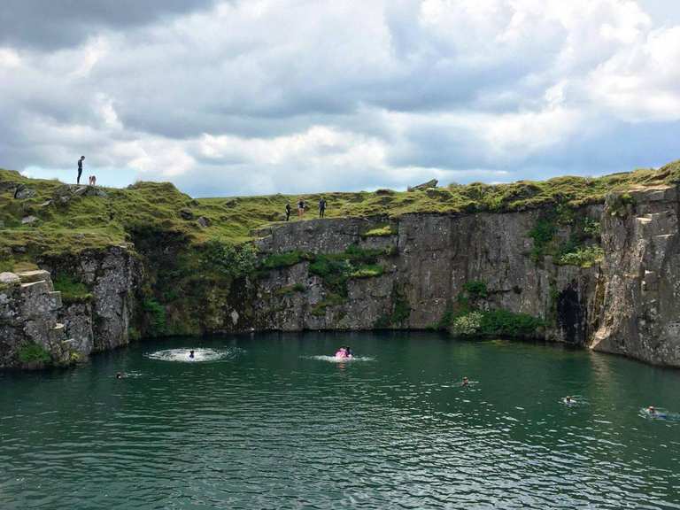 Goldiggins Quarry Routes for Walking and Hiking