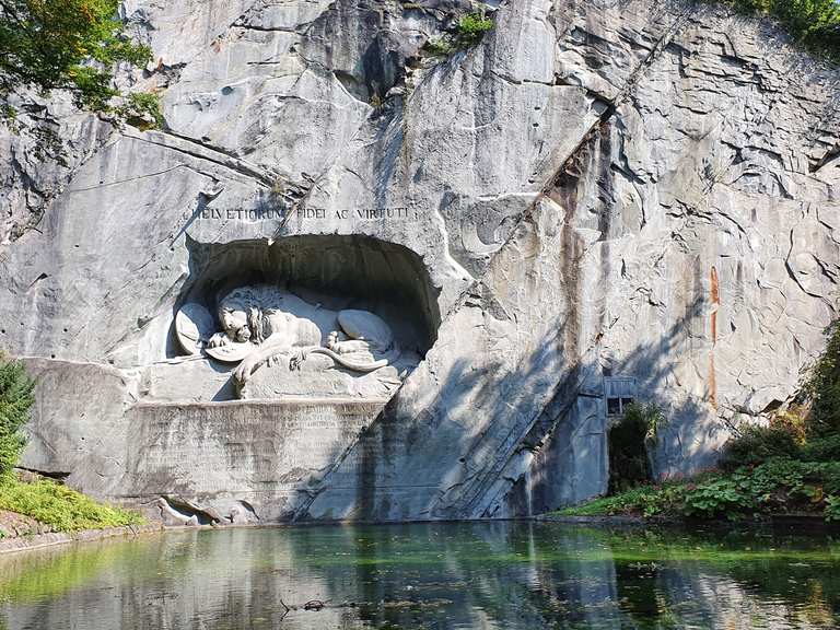 Löwendenkmal Wanderungen und Rundwege komoot