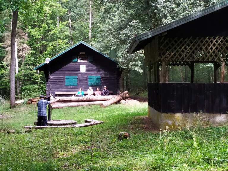Sühnekreuz Wüstung Brönnhof Runde von Weipoltshausen Wanderung Komoot