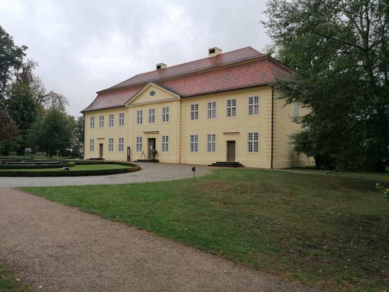 Schlossinsel Mirow: Das Kavalierhaus, auch 3-Königinnen-Palais genannt ...