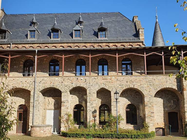 Dhaun Castle – Hiking & Cycling Routes | Komoot