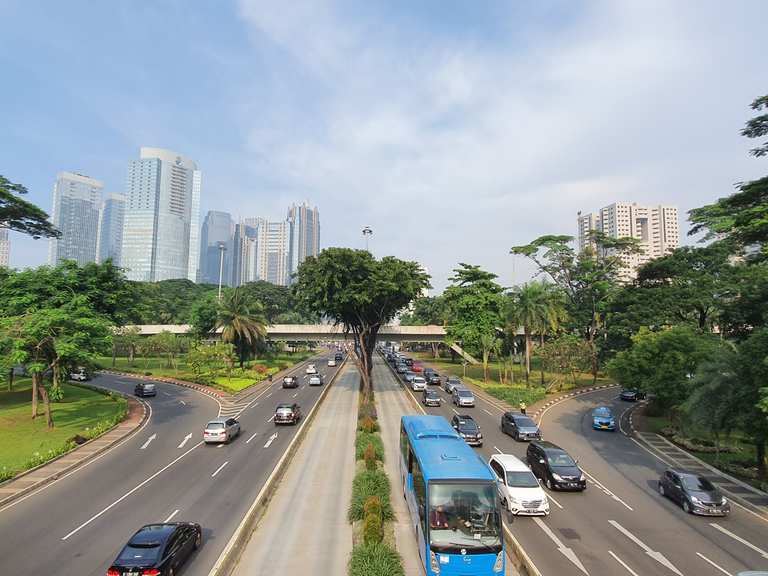 Jembatan Semanggi is one of the nicest photo spot in town! fietsroutes ...