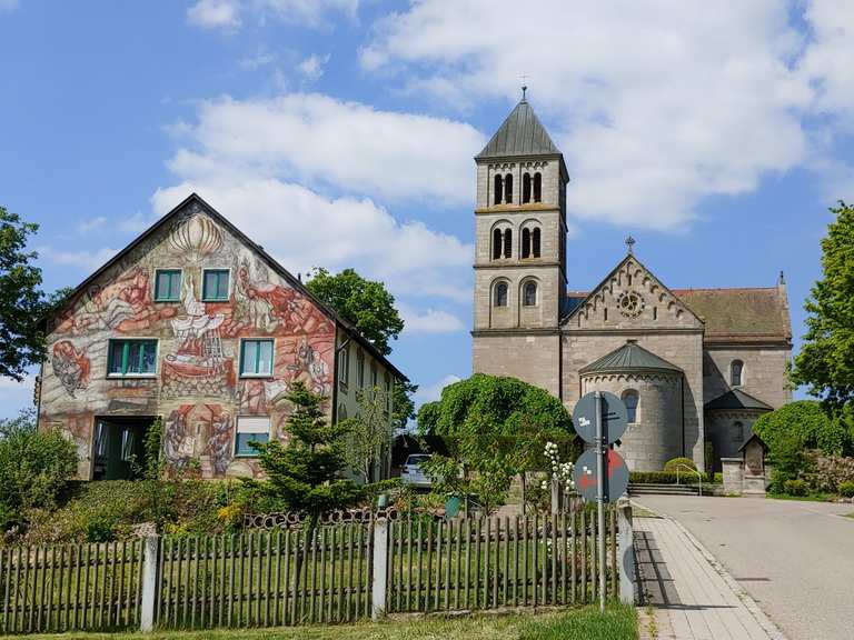 Hohenberg mit Jakobuskirche Orrotsee Runde von Rosenberg Wanderung