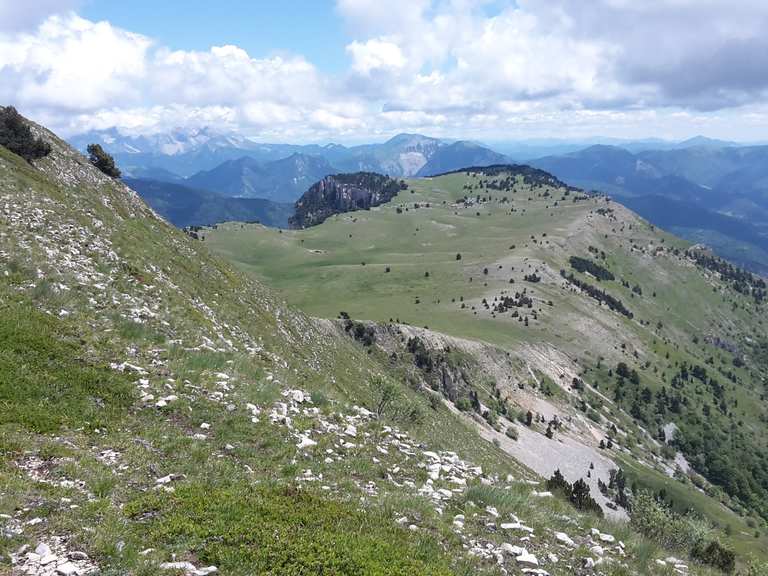 Etape 5 De La Cabane De Pre Peyret A Chatillon En Diois A Travers Les Hauts Plateaux Du Vercors Hike Komoot