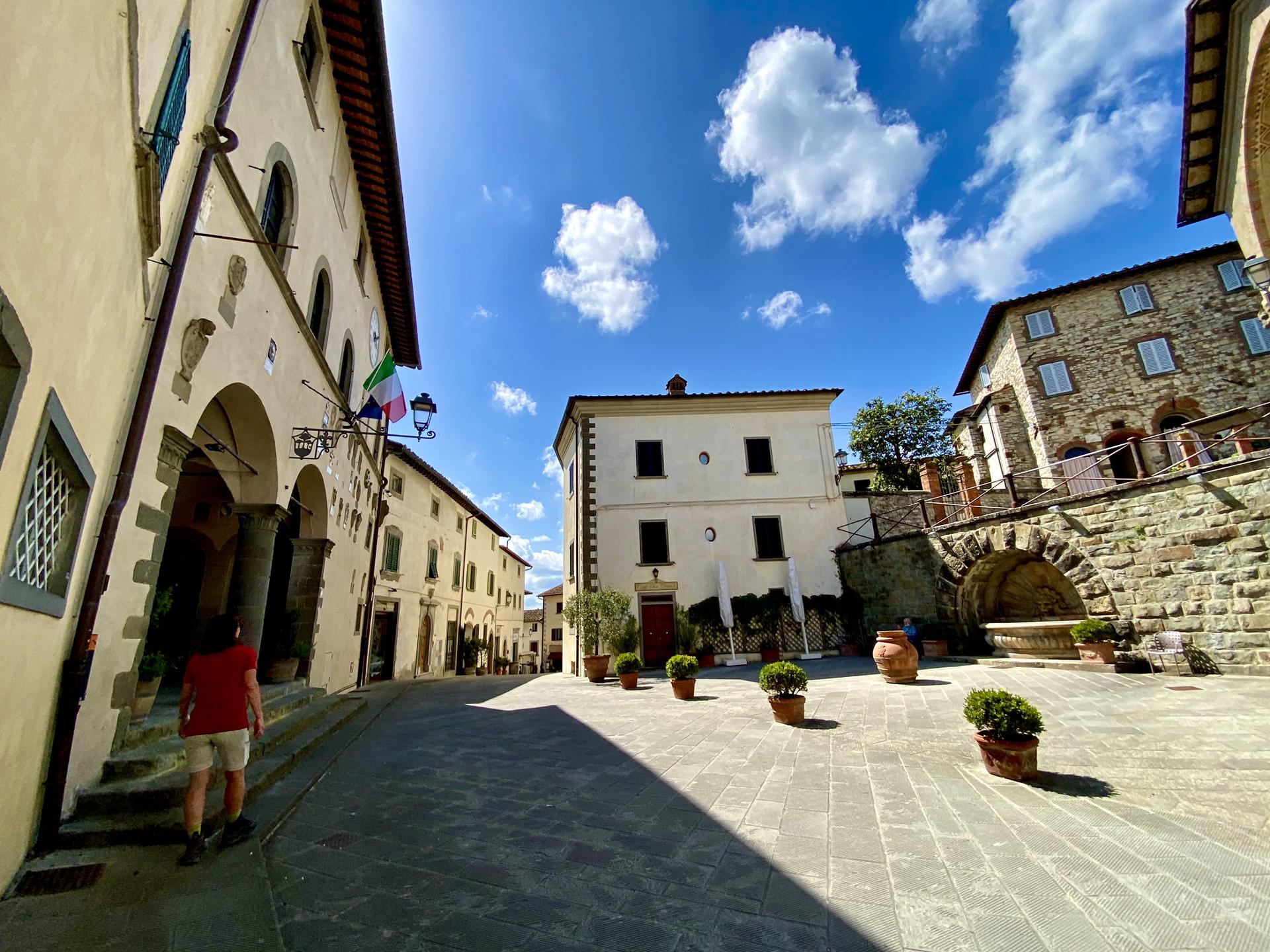 Scopri Arezzo in 1 giorno: Itinerario alla scoperta di storia, arte e  tradizioni culinarie di Arezzo, image size:1920x1440