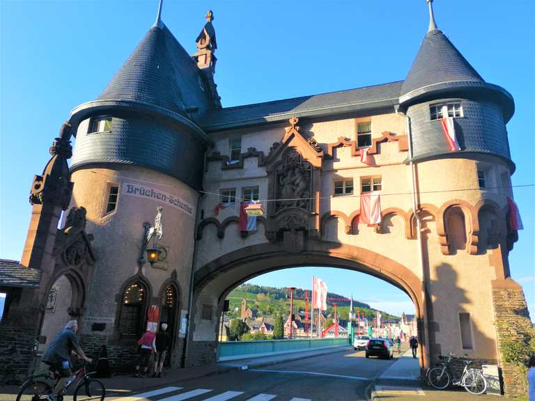 Brückentor Radtouren und Radwege komoot