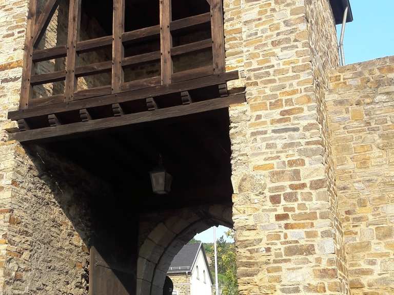 Burg Adenbach Wanderungen und Rundwege komoot