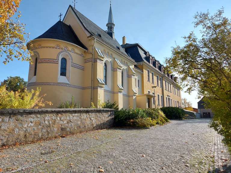 Räckelwitzer Schloss und Schlosskapelle Radtouren und Radwege komoot