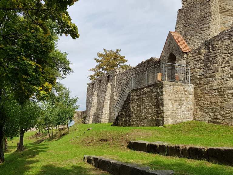 Olbrzymich Budynków O Przezroczystych Murach I Oszklonych Dachach Burgruine Haus Murach : Radtouren und Radwege | komoot