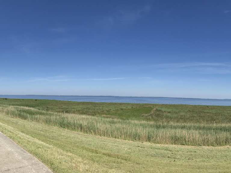 Aussicht nach Öhe und Hiddensee : Radtouren und Radwege | komoot