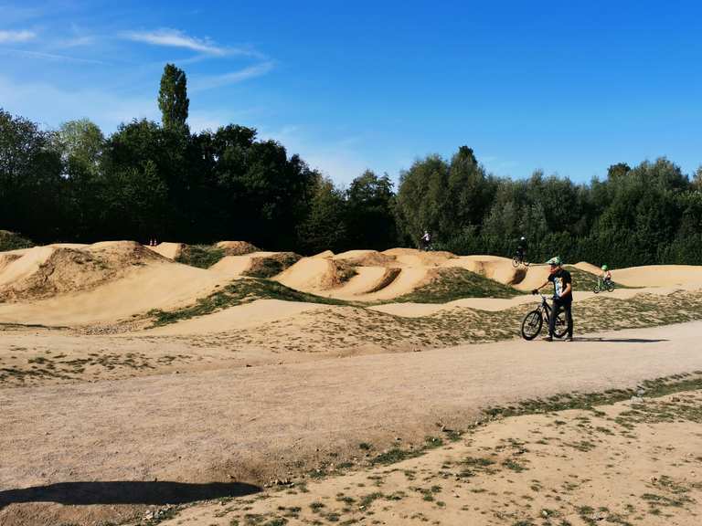 40x80 tent Pole for Sale - Premium Commercial Event Tent | Top Only toys Size:Standard Axle Buy today! Lisbon Downhill Bike Tour