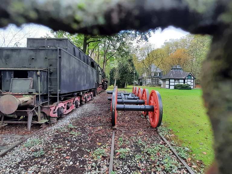 Alte Dampflokomotive Bahntrasse Sülztalbahn Runde von Linde