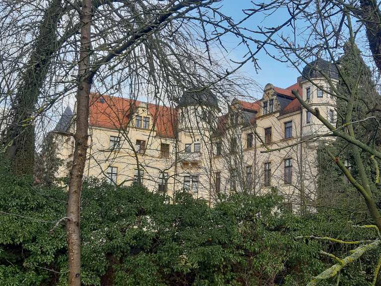 Schloss Neugattersleben Sachsen Anhalt Deutschland Wandertipps Fotos Komoot