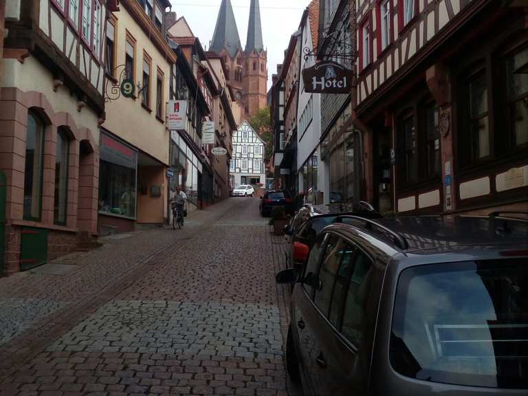 Gelnhausen Untermarkt mit Romanischem Haus Gelnhausen