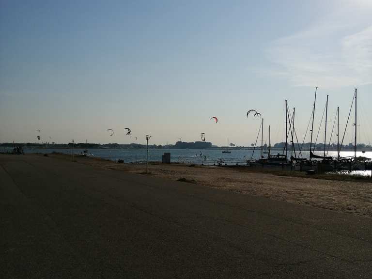 Großenbrode Strandpromenade Radtouren und Radwege komoot