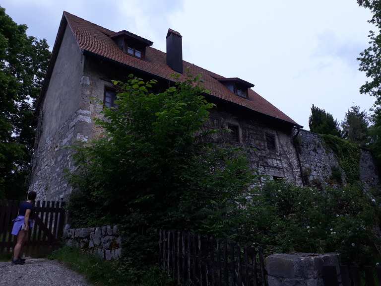 Burgruine Reicheneck: Wanderungen und Rundwege | komoot