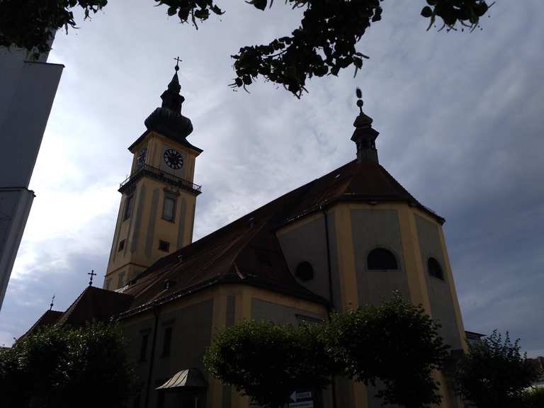 Stadtpfarrkirche Linz: Wanderungen und Rundwege | komoot