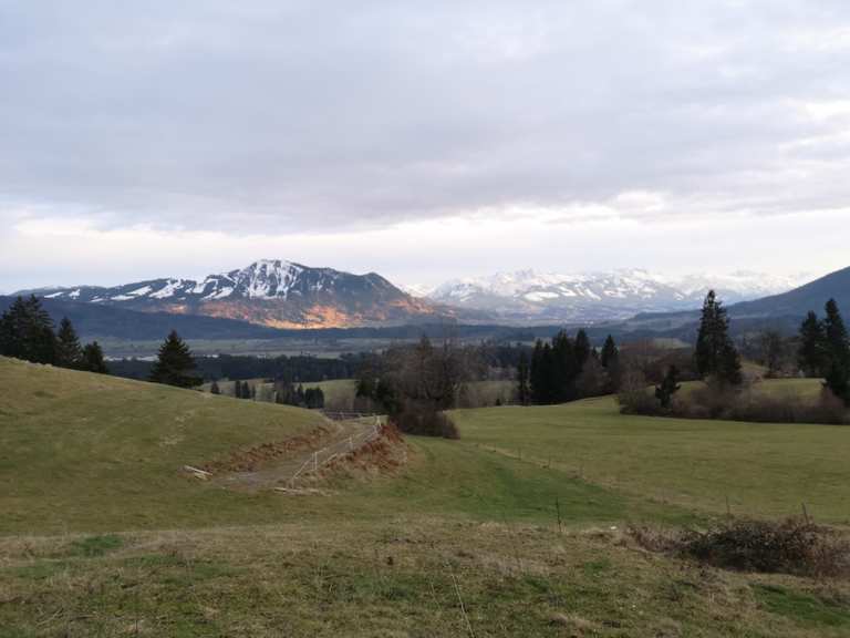 Hochholder Wanderungen und Rundwege komoot
