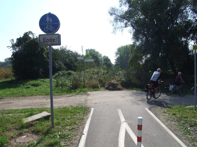 ehem. Bahntrasse Groitzsch Zwenkau / Radweg Zwenkau