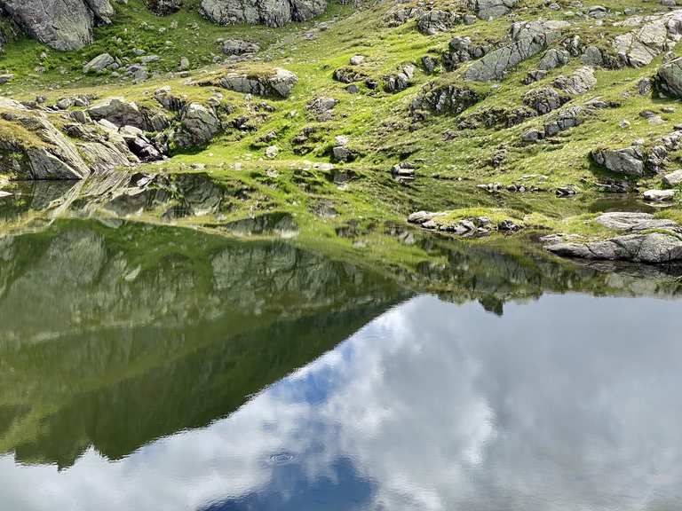 Alpeli Fessis Seeli Wanderungen Und Rundwege Komoot