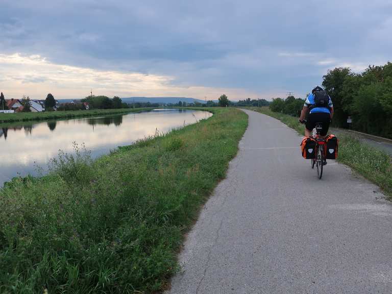 Radweg entlang des Main-Donau-Kanal Ufers: Radtouren und Radwege | komoot