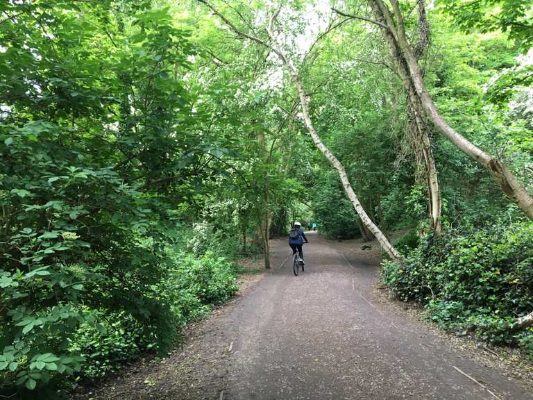 Parkland Walk Cycle Routes and Map | Komoot