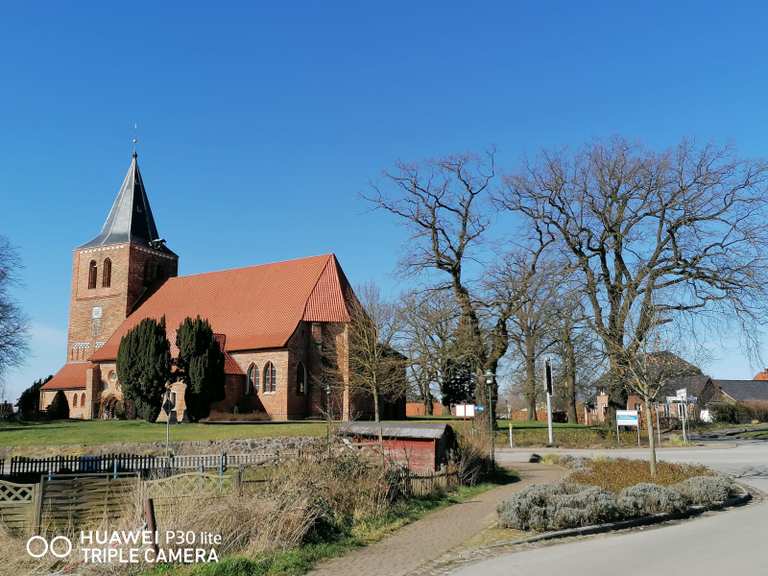 St. Laurentius Kirche Kalkhorst Radtouren und Radwege komoot
