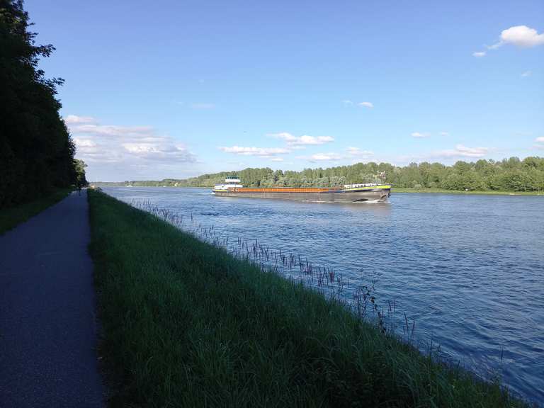 Wunderschöner Radweg am Wasser entlang Neuburg am Rhein