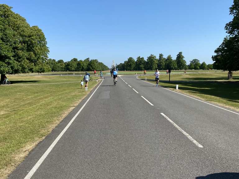 can you cycle in bushy park