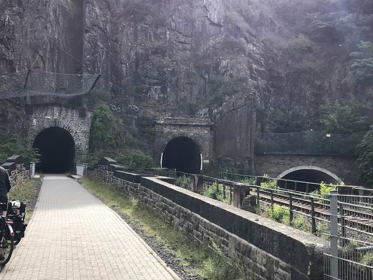 alte eisenbahnstrecke beim rothsee für fahrrad