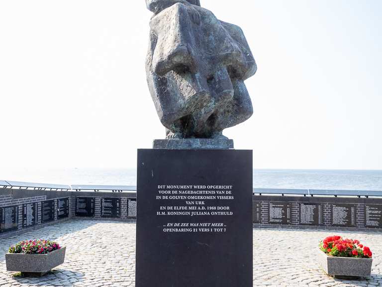 Vissersmonument URK Radtouren und Radwege komoot