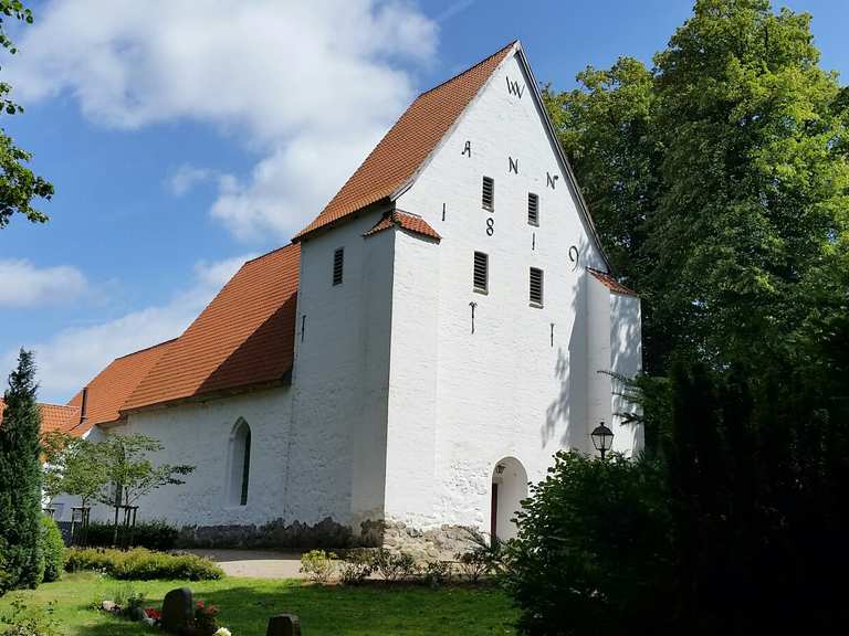 Sieseby Kirche Und Friedhof Radtouren Und Radwege Komoot