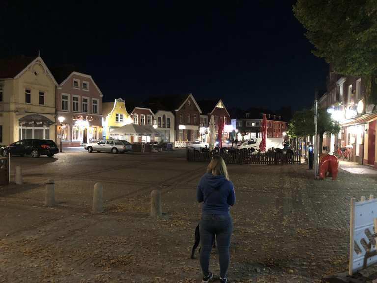 Marktplatz Esens: Wanderungen und Rundwege | komoot