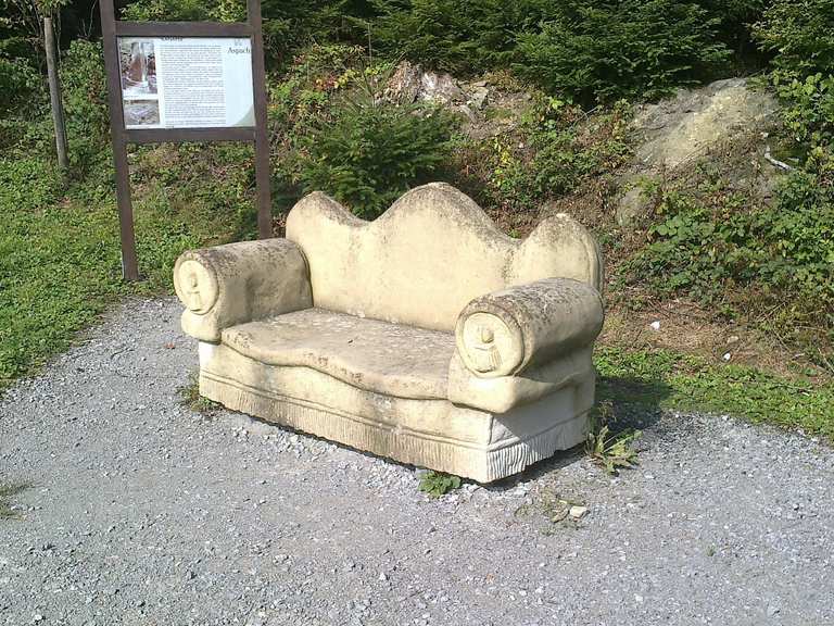 Stone Sofa (Kanapee) in Naturpark Schwäbisch-Fränkischer Wald – Hiking & Cycling Routes