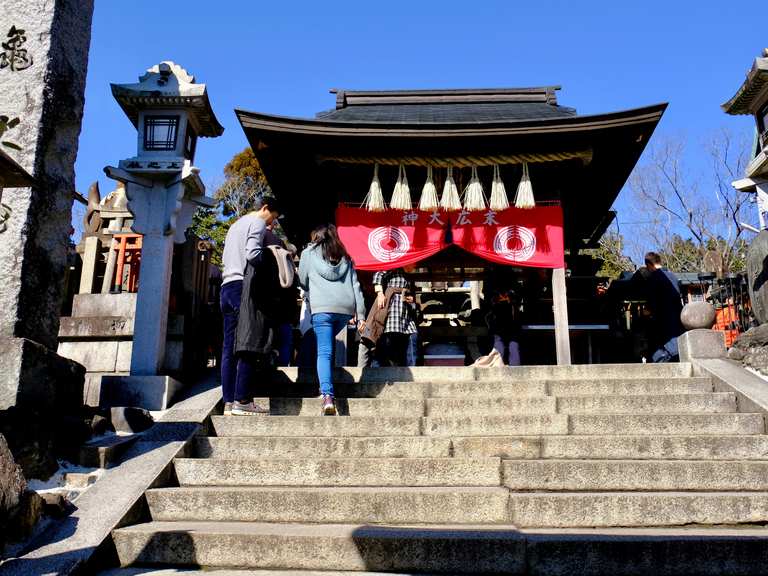 Ichinomine (Kamisha Sinseki), the summit of Mount Inari Wanderungen