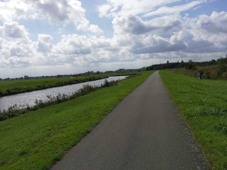 Park Links der Weser - Bremen, Deutschland | Radtouren-Tipps & Fotos
