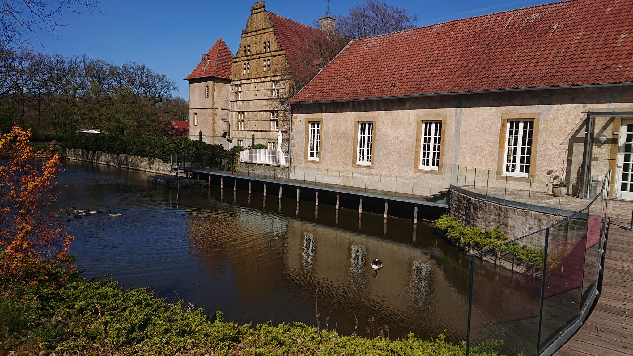 Wasserschloss Holtfeld - Borgholzhausen, Gütersloh | Radtouren-Tipps ...