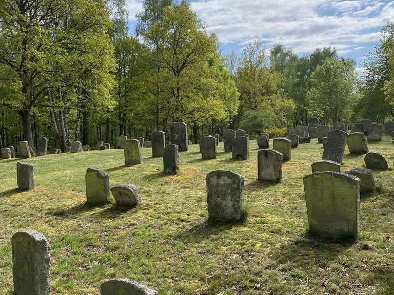Jüdischer Friedhof Kleinbardorf Wanderungen und Rundwege komoot