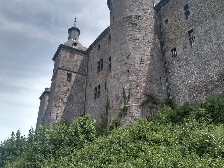 Chateau Fort D Ecaussinnes Ecaussinnes Soignies Hiking Tips Photos Komoot