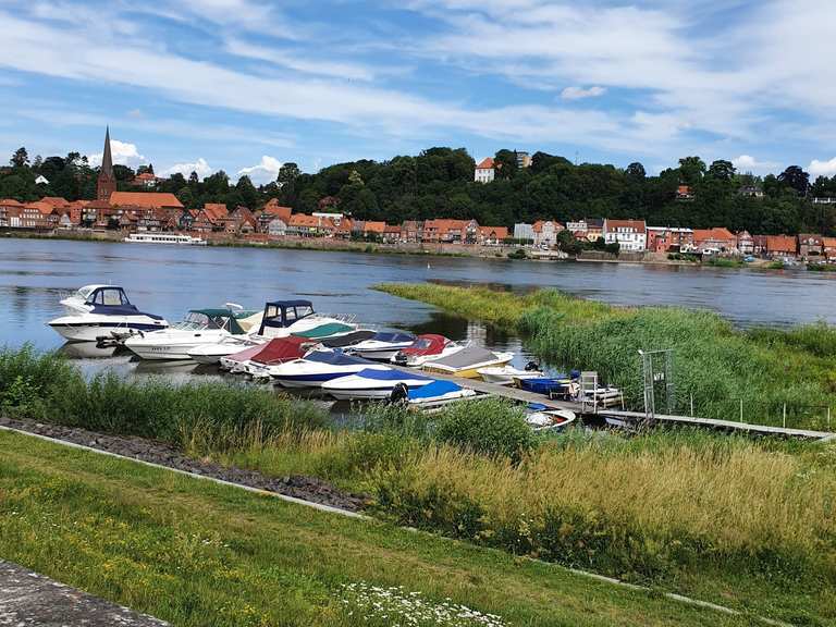 Blick über die Elbe auf Lauenburg Hohnstorf (Elbe