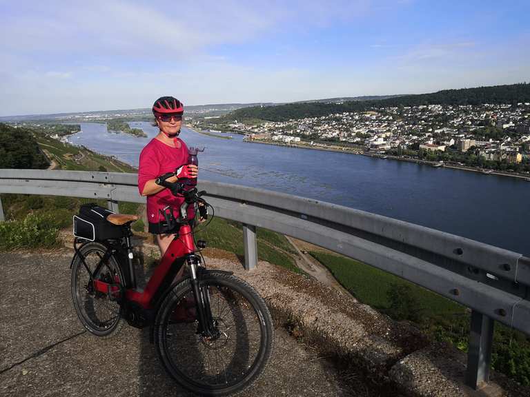 Schöne Strecke in den Weinbergen Rüdesheim am Rhein