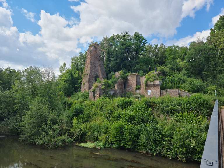 Burgruine Alt-Kaster: Wanderungen und Rundwege | komoot