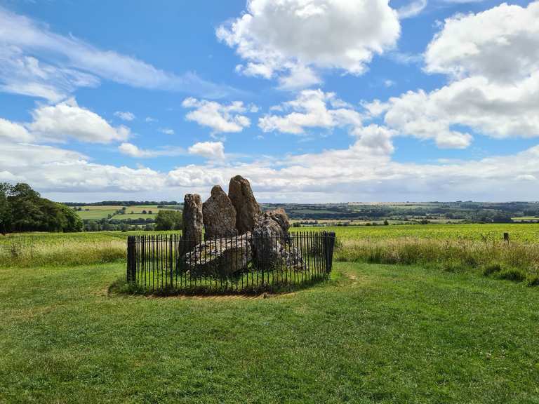 Rollright Stones loop — The Cotswolds AONB | hike | Komoot