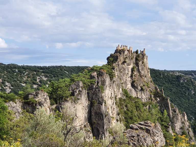 vue sur le château du géant Itinéraires de rando et marche Komoot
