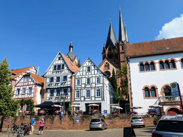 Gelnhausen Untermarkt mit Romanischem Haus Gelnhausen