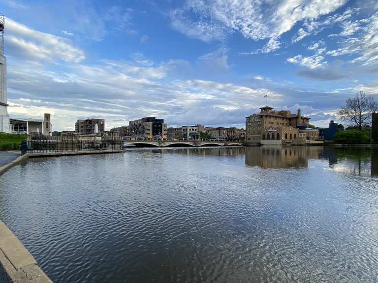 Fox River Trail – St. Charles Riverfront Cycle Routes and Map | Komoot