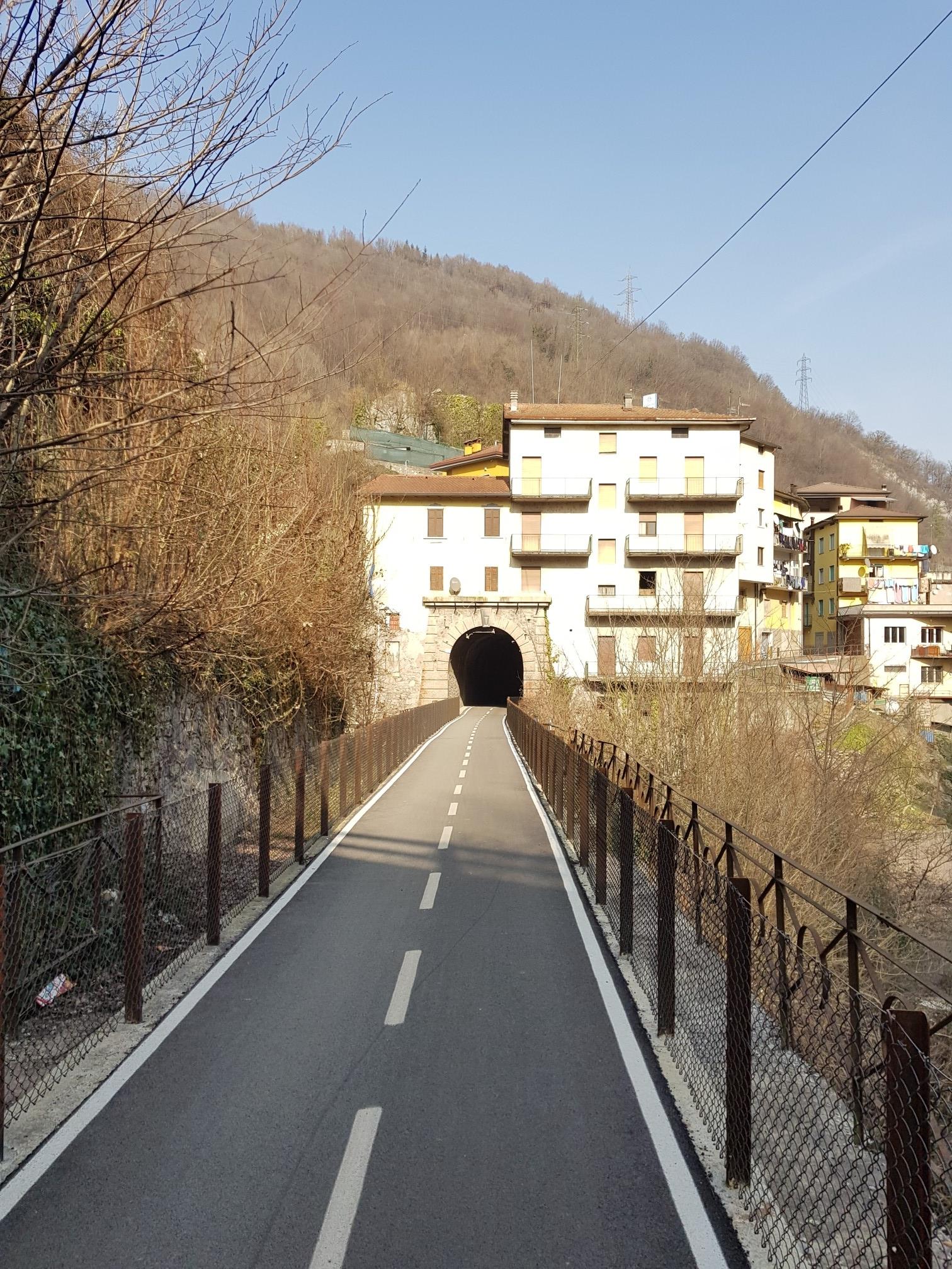 Pista Ciclabile Lungo Il Fiume Brembo: Percorsi Ciclabili | Komoot