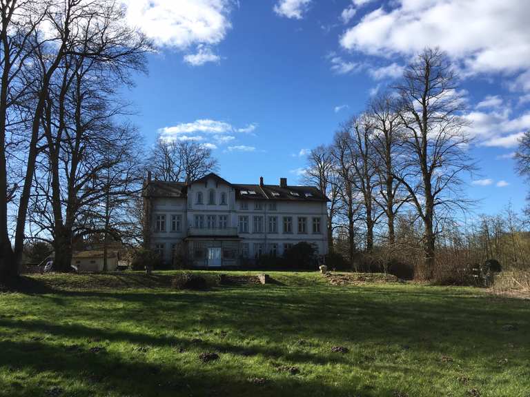59+ Gut Lindenhof Bredenbeker Teich, Im norden und osten wird er von