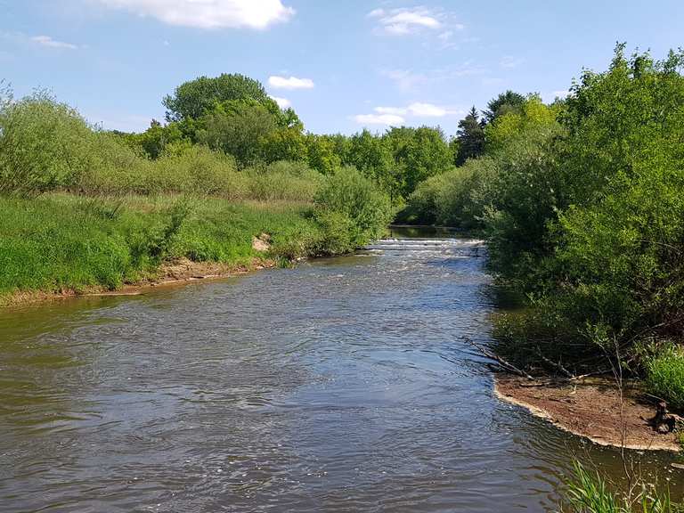 Radweg an der Hunte Holzbrücke über die Hunte Runde von Neerstedt